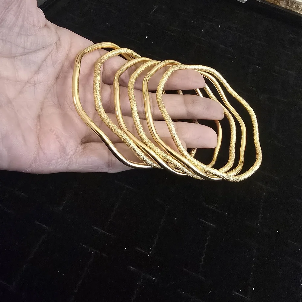 Elegant Gold-Tone Bangle Set